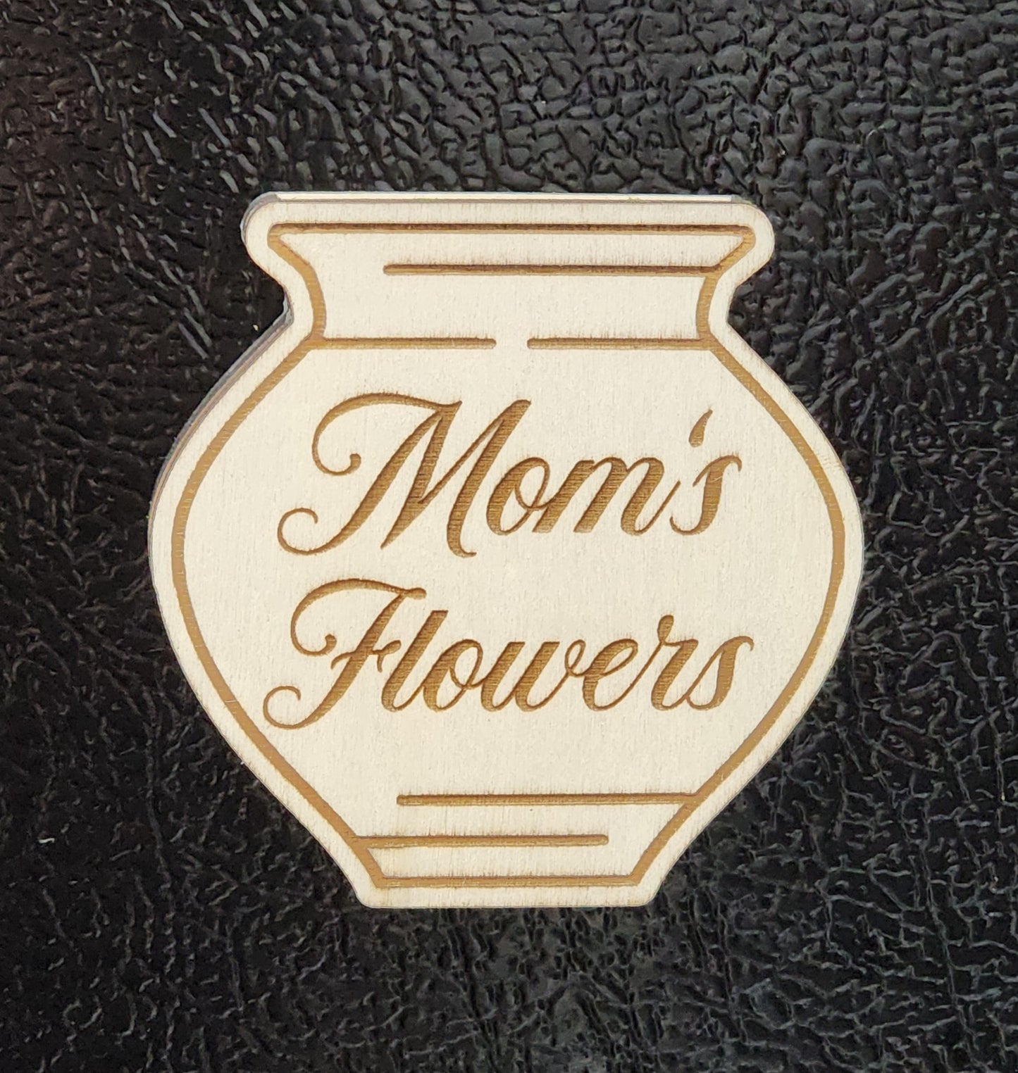 Magnet flower vase