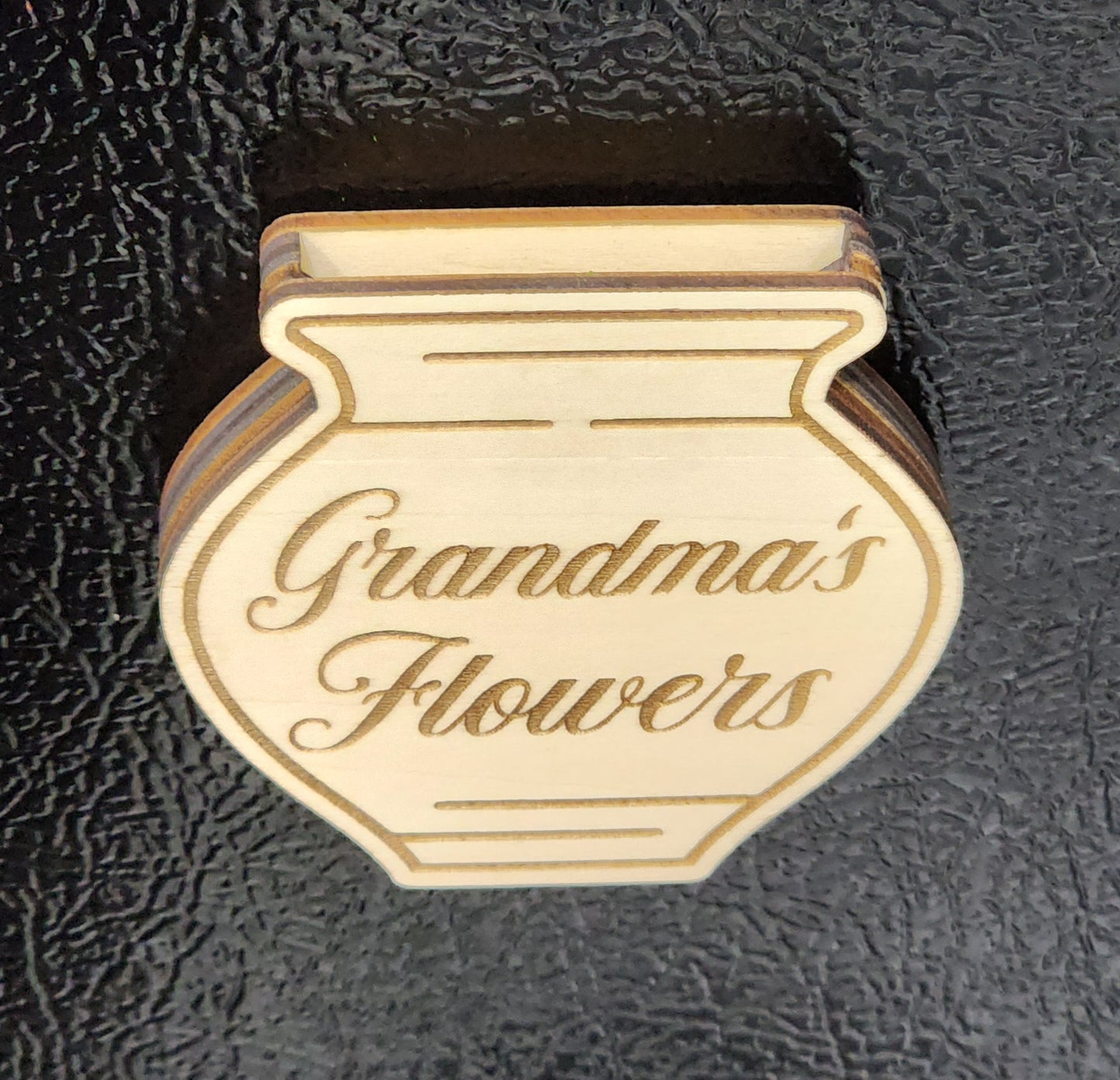 Magnet flower vase